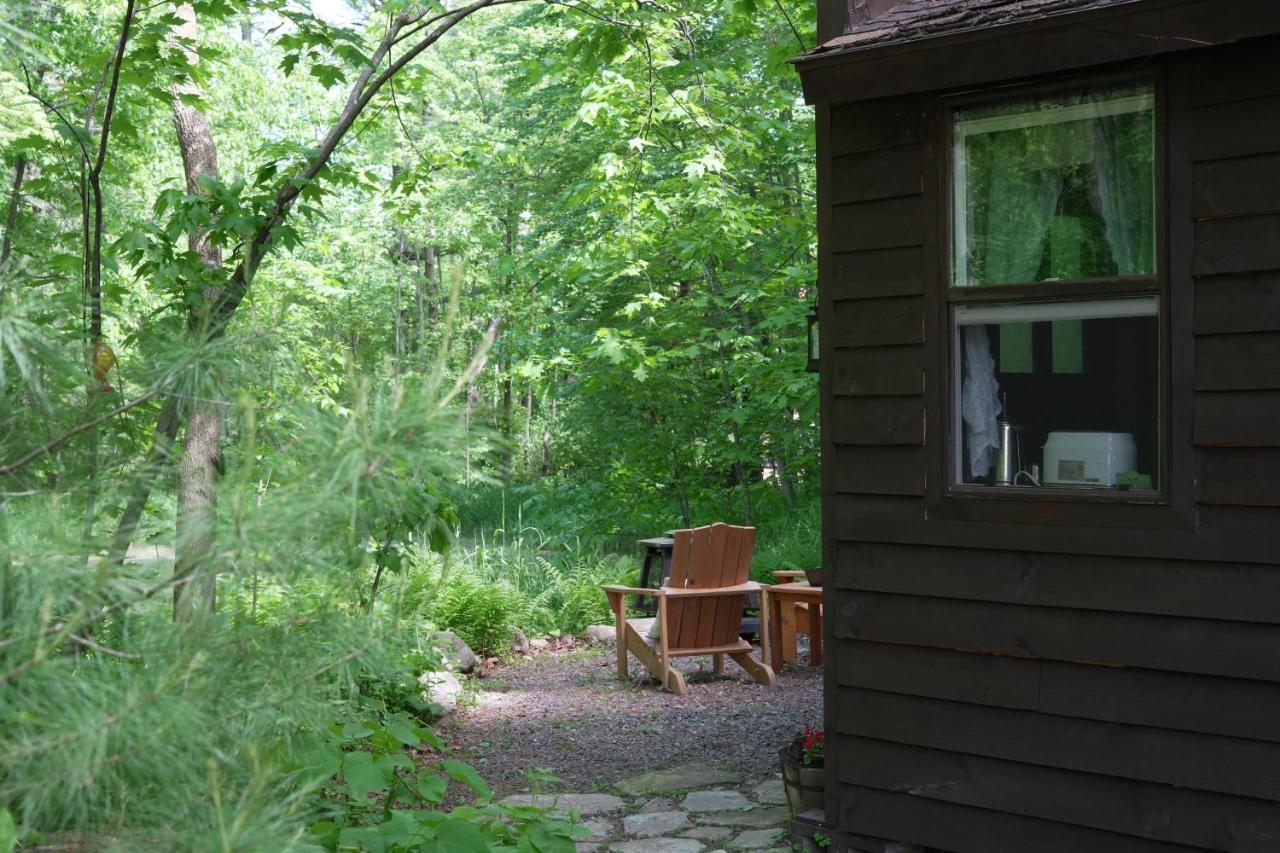 Vintage Wild West Tiny Hotel In The Woods! Pine City Экстерьер фото