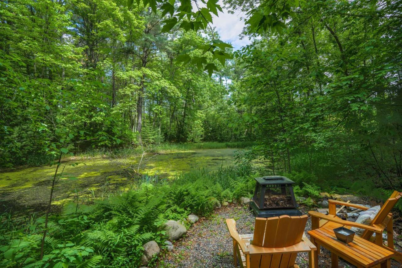Vintage Wild West Tiny Hotel In The Woods! Pine City Экстерьер фото