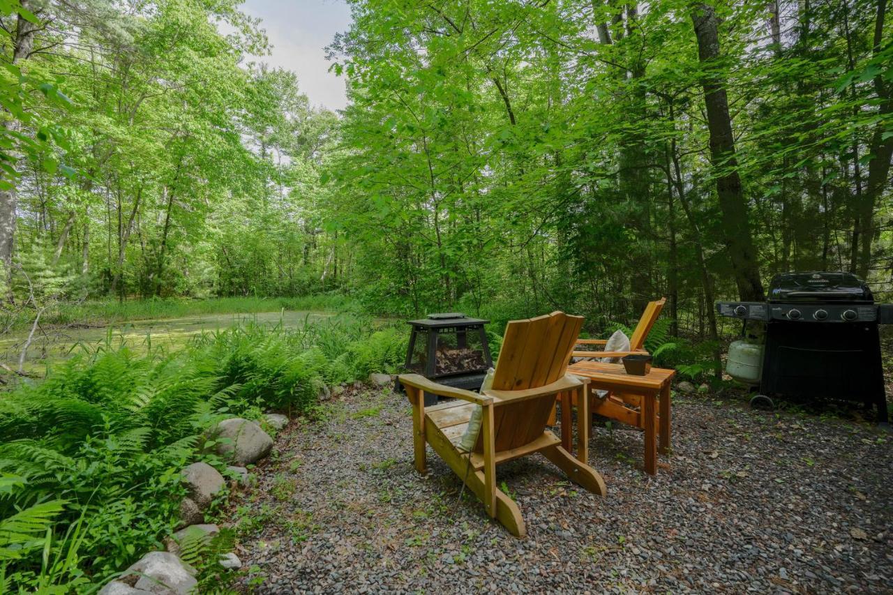 Vintage Wild West Tiny Hotel In The Woods! Pine City Экстерьер фото