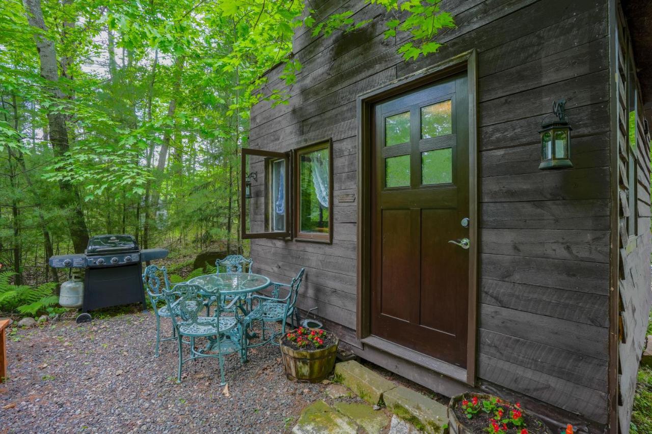 Vintage Wild West Tiny Hotel In The Woods! Pine City Экстерьер фото